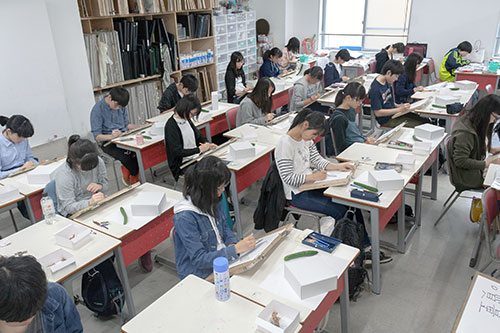 Zobi Web 北海道造形美術学院